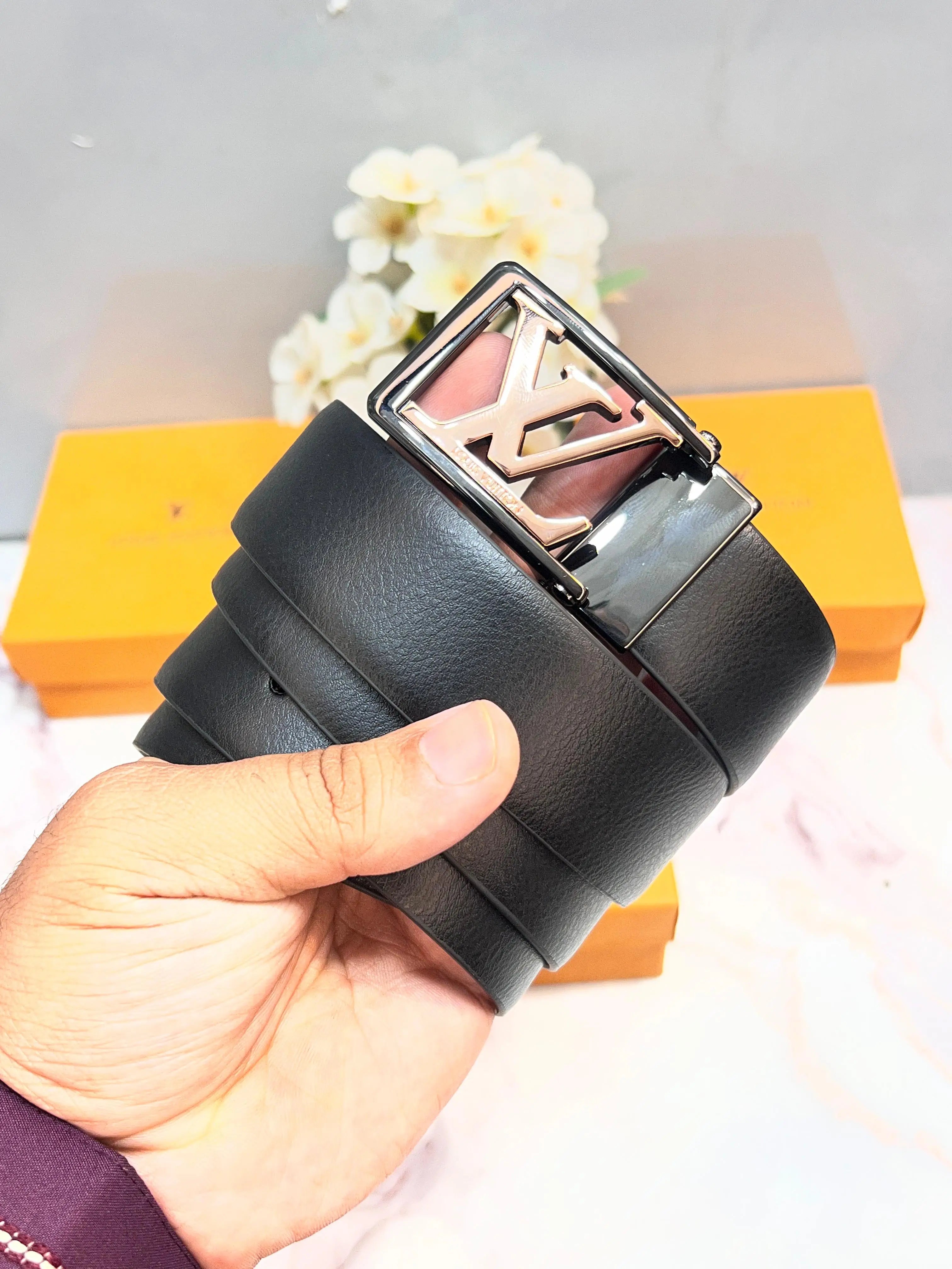 LV LOUIS VUITTON PREMIUM QUALITY REVERSEABLE BELT WITH OG BOX LV-328